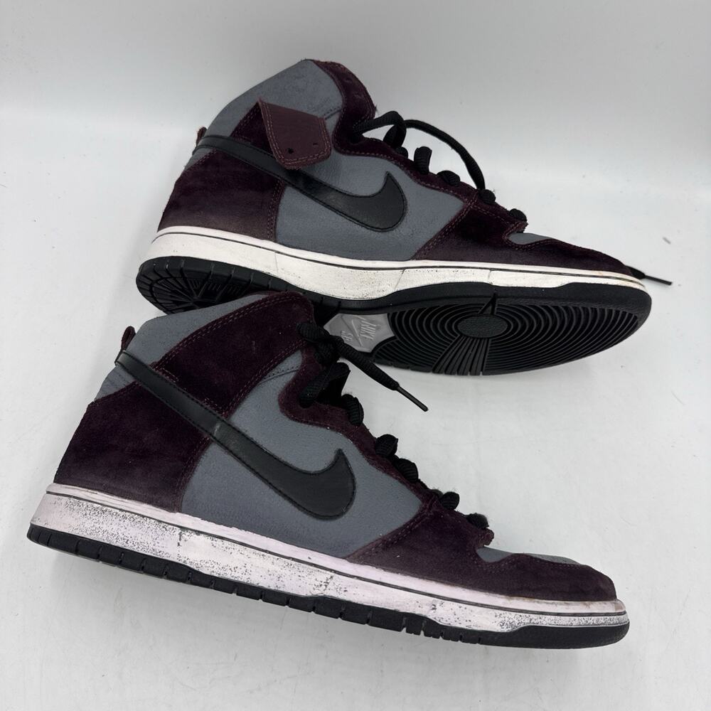 Size 10.5 - Nike Dunk Pro Sb Deep Burgundy And Gridiron Colorway